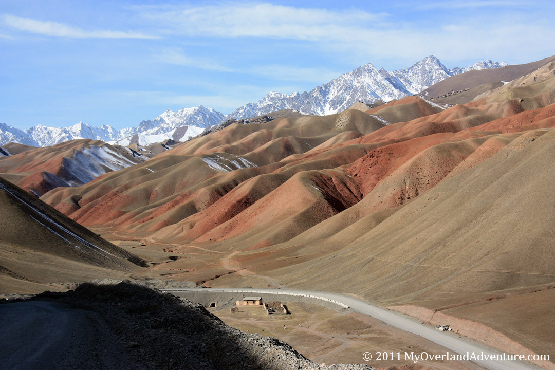 Red Hills - Road to Sary Tash