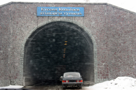 Tunnel - Tor Ashuu Pass